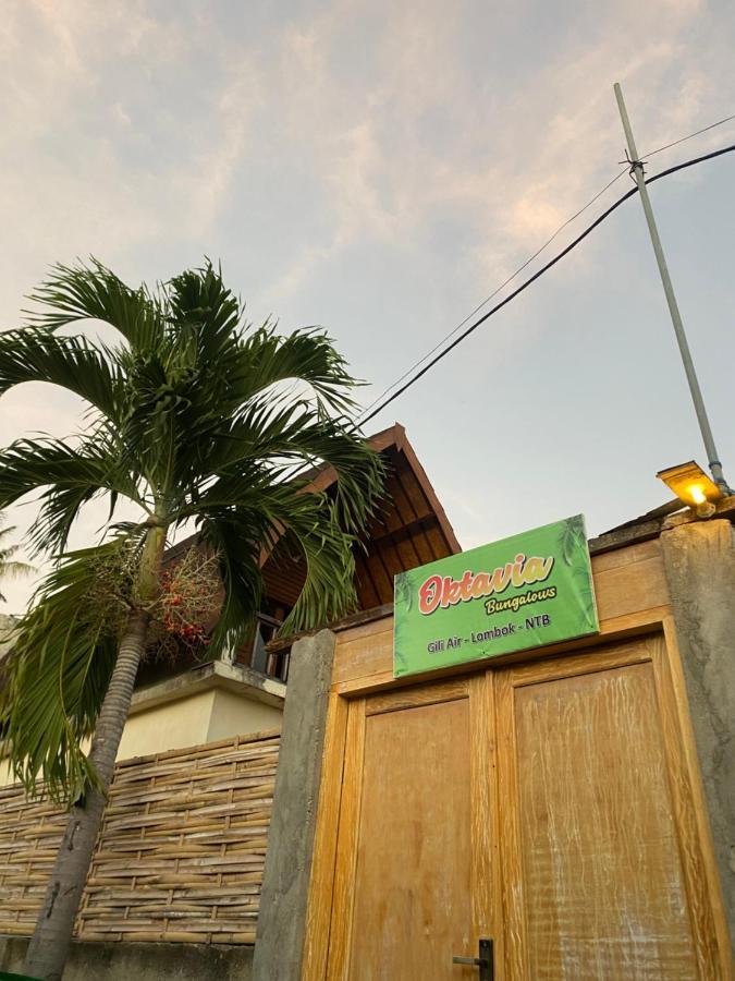 Oktavia Bungalows 吉利阿尔 外观 照片